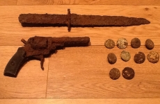 thumbs image 4dbcb77f22b4901f97abbadc649a5302cbb74a27 Militárie   nálezy