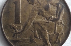 Soc koruna daruje někdo?