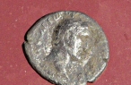 Stříbrná římská mince