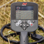 minelab-ctx3030-displej-a-ovladani