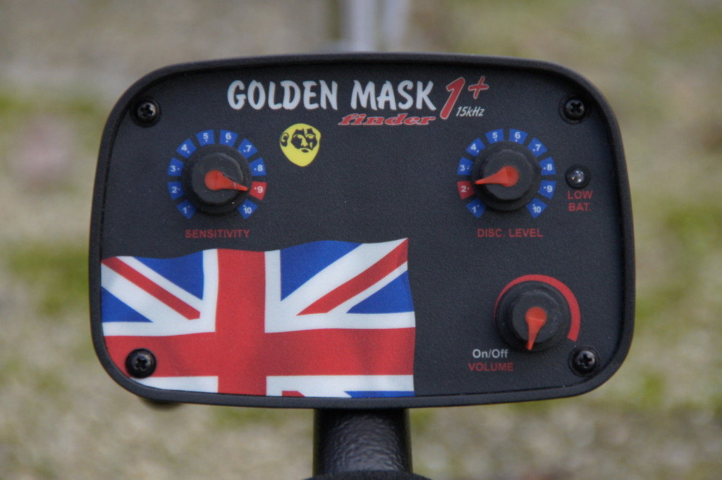 golden mask UK 1024x682 Novinky mezi detektory 2015   aneb co se jinde nedozvíte